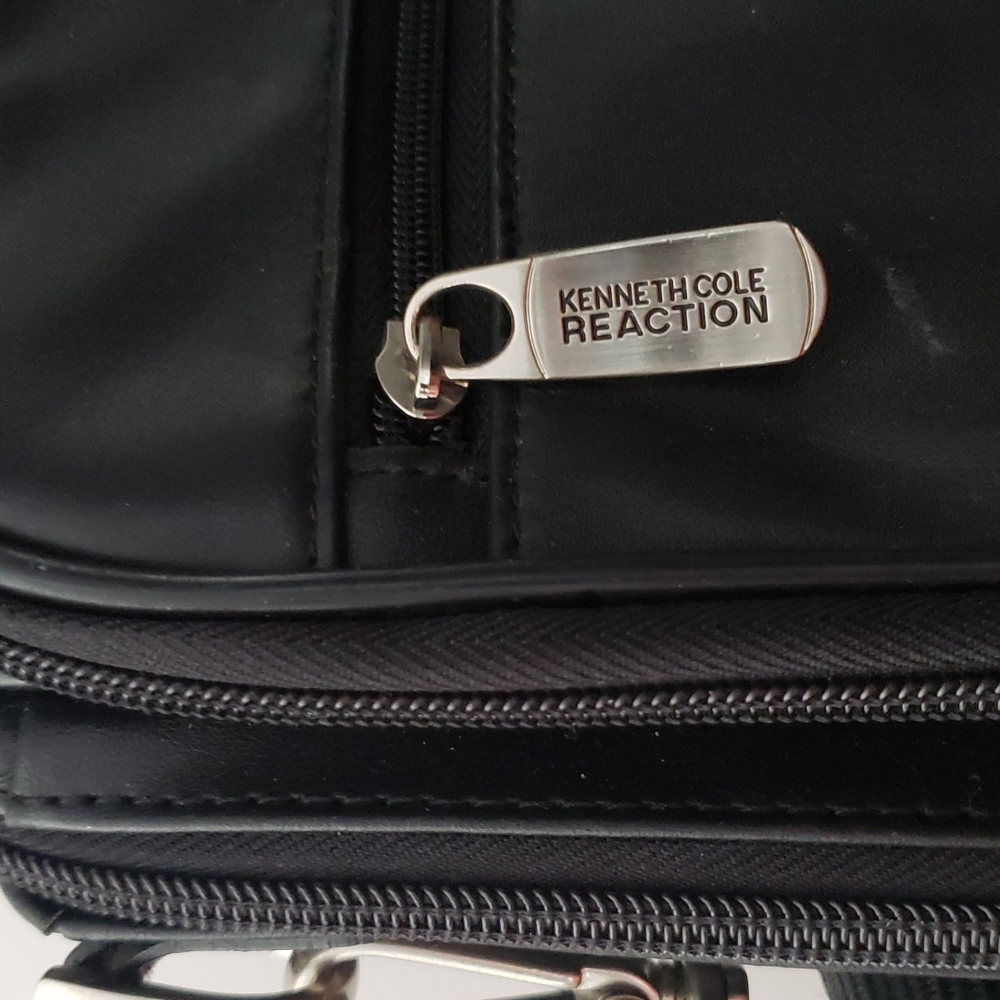 Kenneth Cole Computer Case - Picture 3 of 8